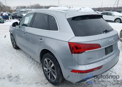 2021 Audi Q5 Premium 45 Tfsi Quattro S Tronic z USA, uszkodzony, nr VIN WA1AAAFYXM2132238